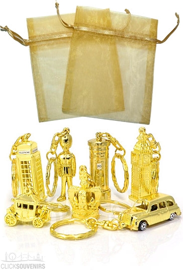 12 Keyrings in Gold Organza Bags Wedding Favours
