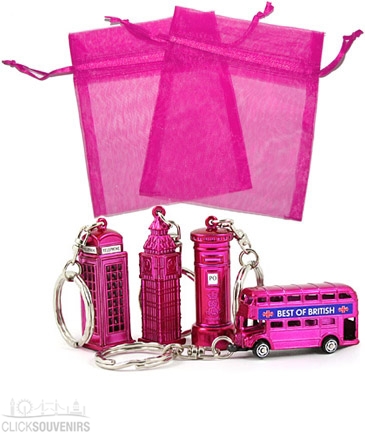 12 Keyrings in Pink Organza Bags Wedding Favours