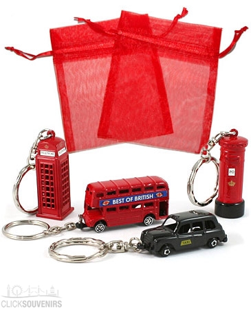 12 Keyrings in Red Organza Bags Wedding Favours