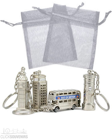 12 Keyrings in Silver Voile Bags Wedding Favours