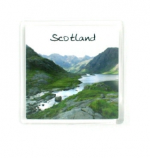 Souvenir Scotland Loch Magnet